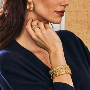 Berry Classic Hinged Bangle - gold