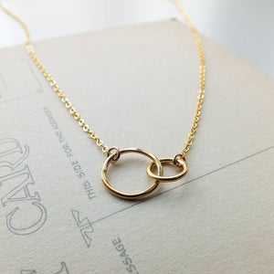 Mother & Daughter Necklace - Linked Circles : Gold Fill