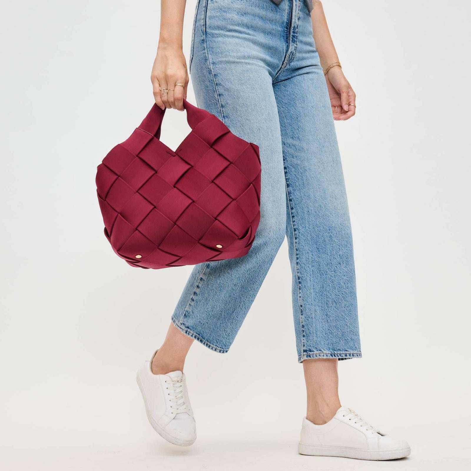 Resilience - Woven Neoprene Tote: Wine