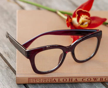 Center Stage Peepers - dark cherry
