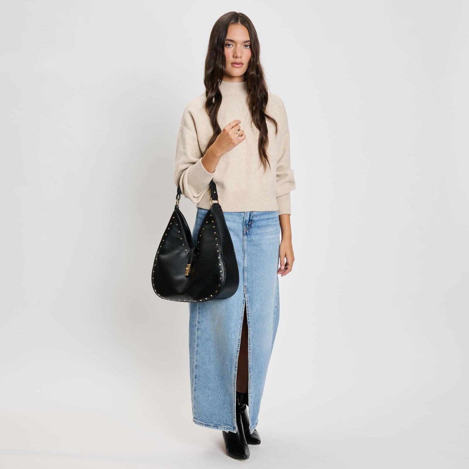 Olivia Hobo: Black