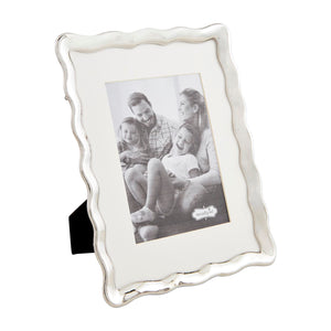 Large Wavy Silver Frame