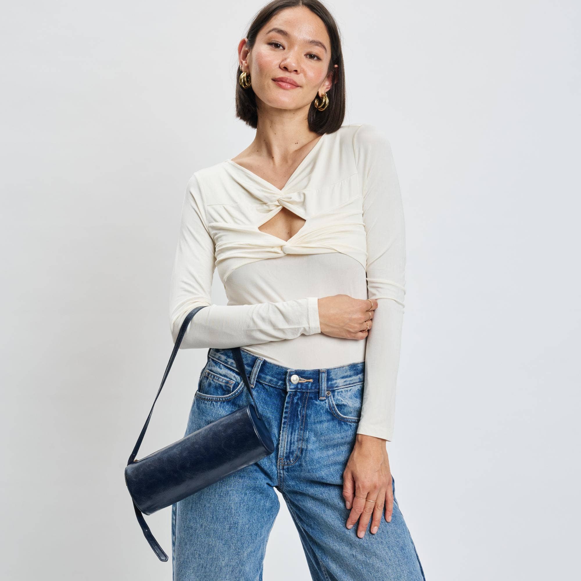Mila Shoulder Bag: Black