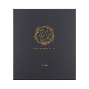 5-Year Prayer Journal: Amelia Theme