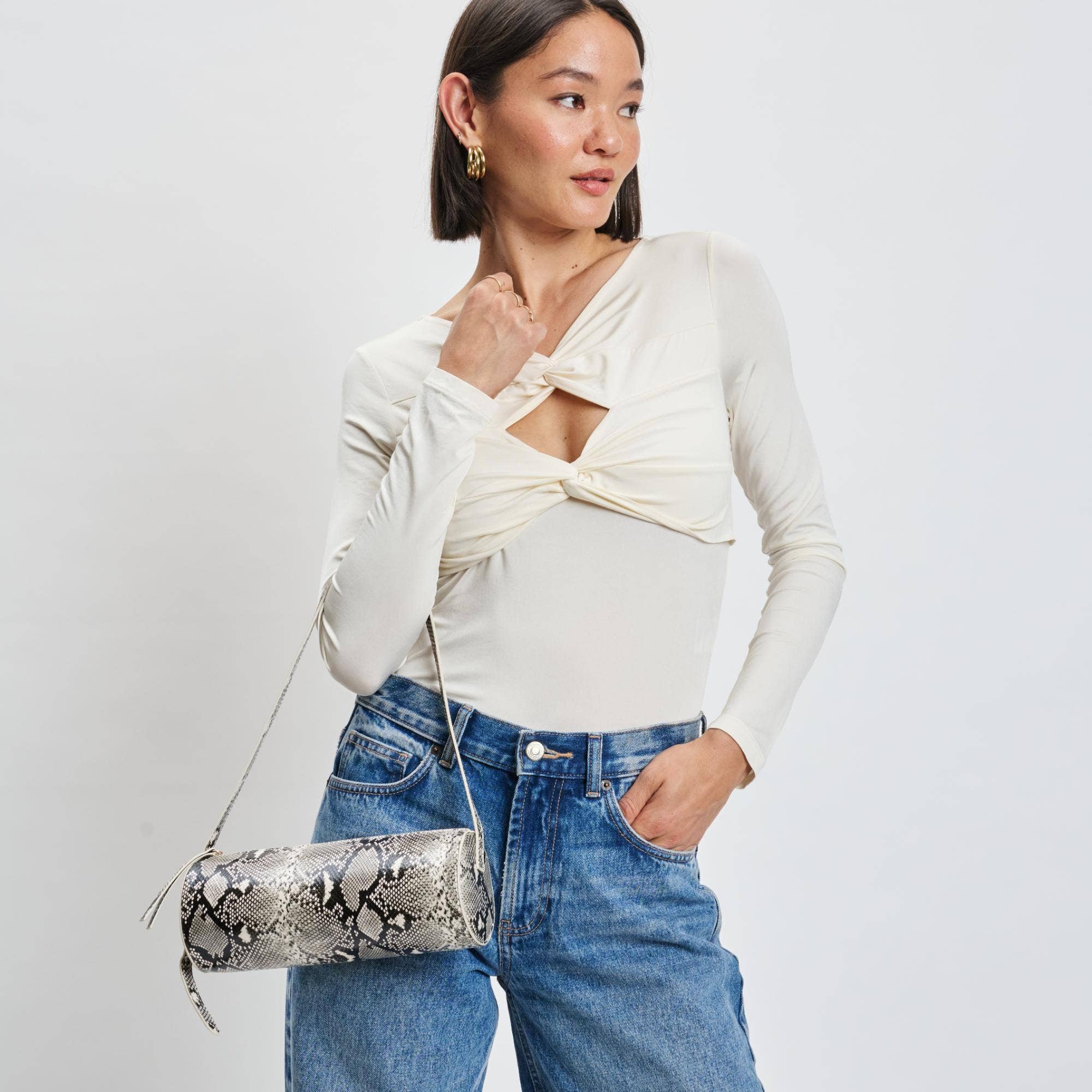Mila Shoulder Bag: snake