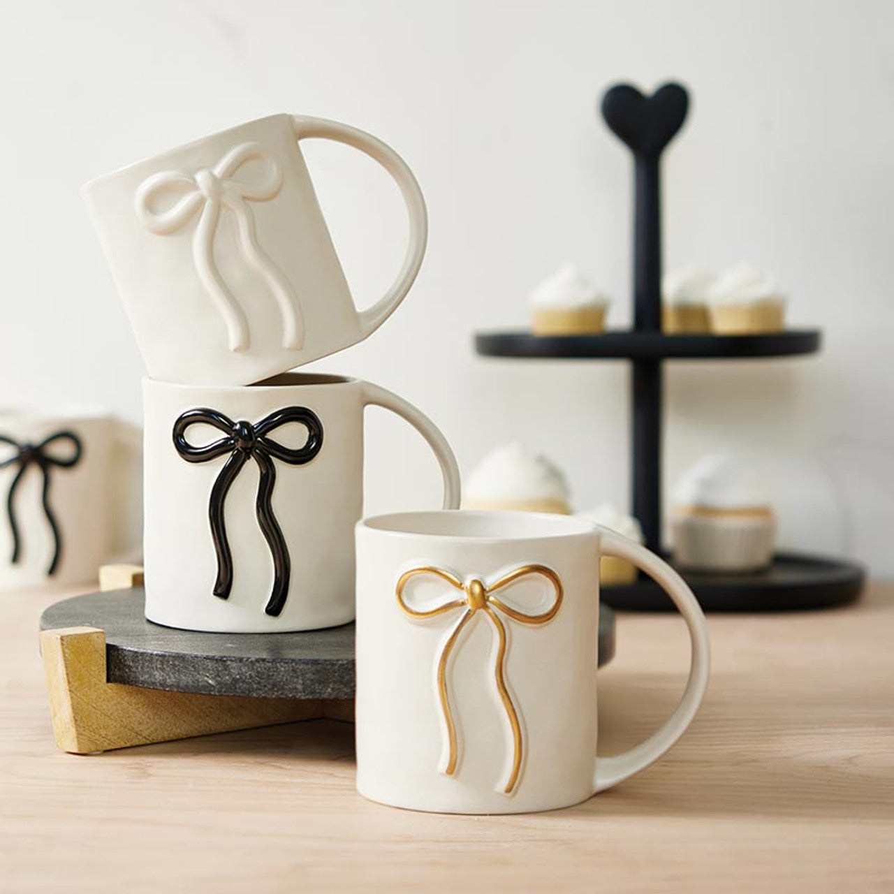 Gold Bow Mug
