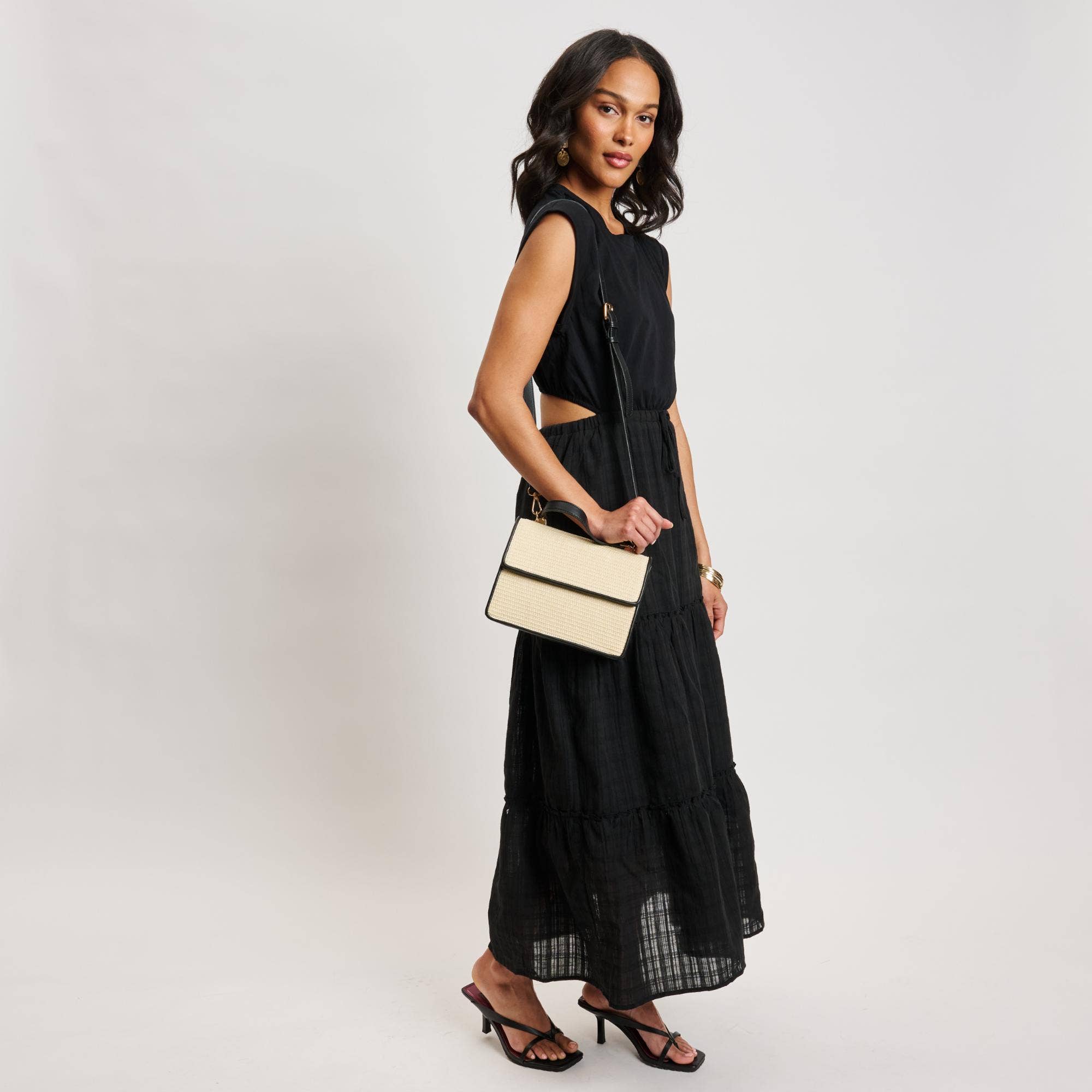 Ruth Crossbody: Ivory/ Black