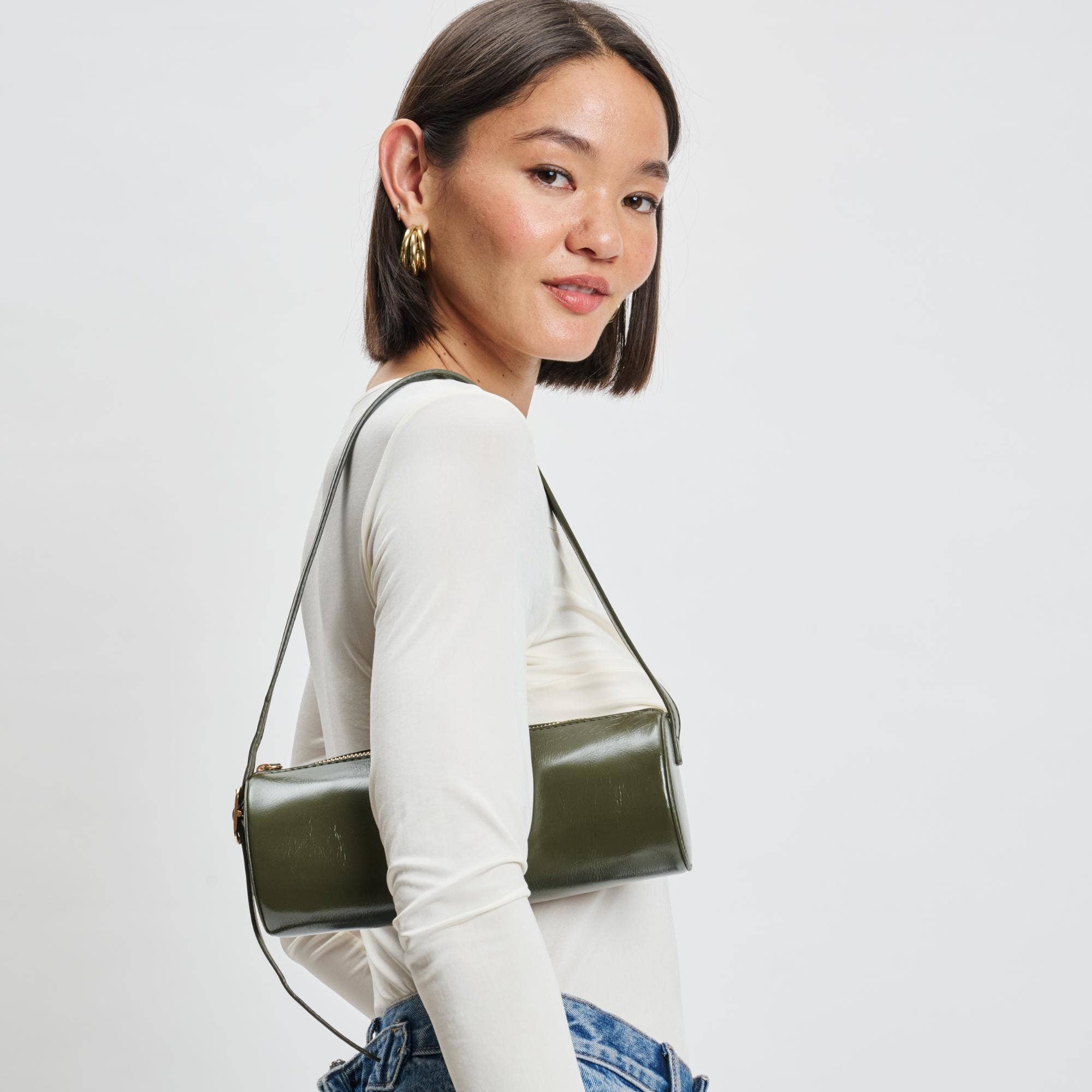 Mila Shoulder Bag: Black