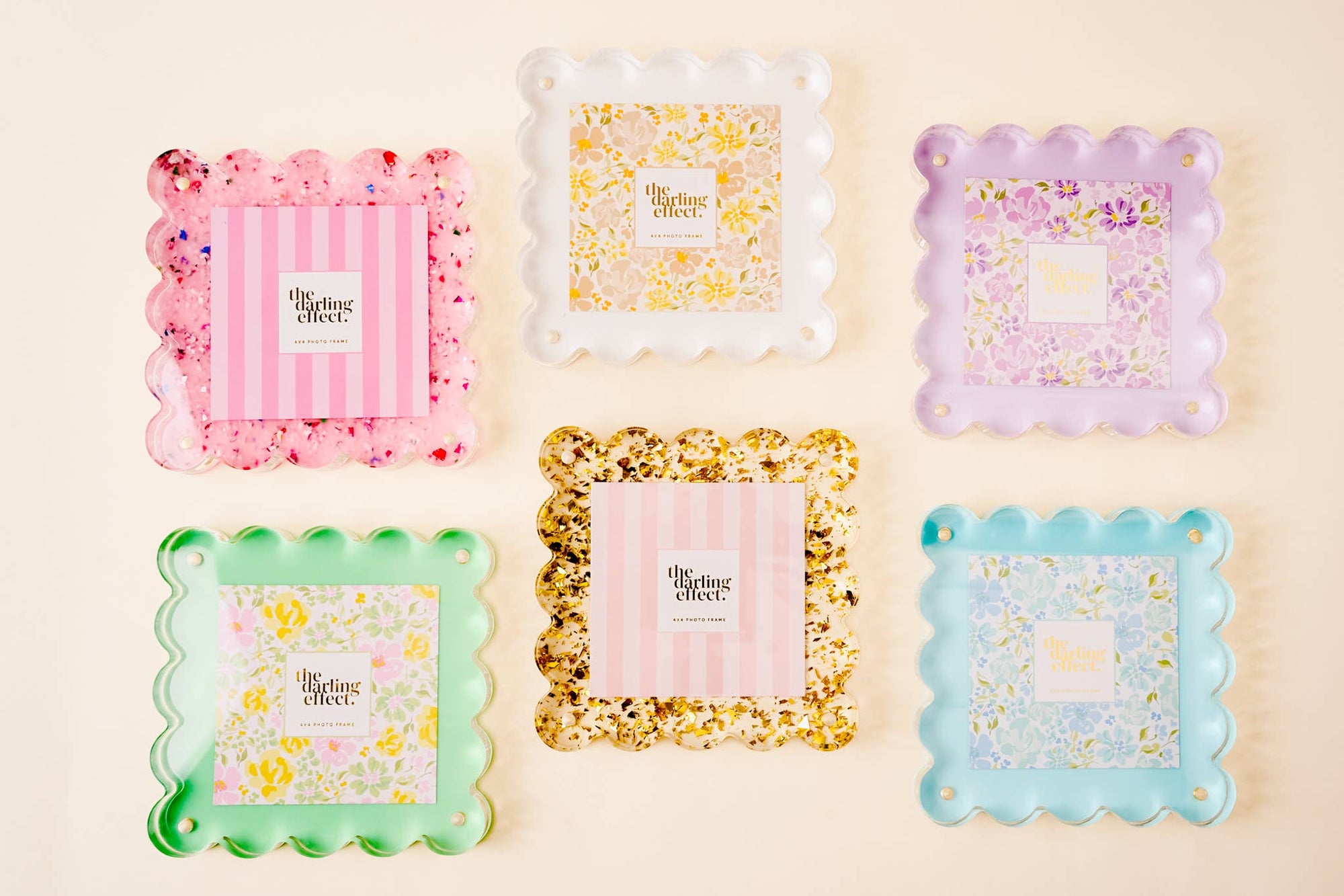 Square Scalloped Acrylic Frame-White