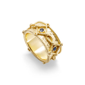 Victoria Ring Band - gold/blue labradorite