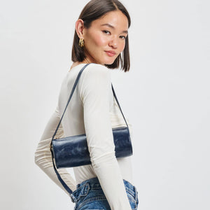 Mila Shoulder Bag: Black