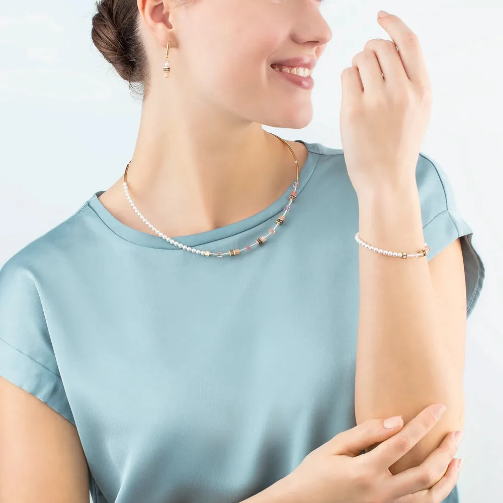 Geocube Mini Pearl Earrings Apricot