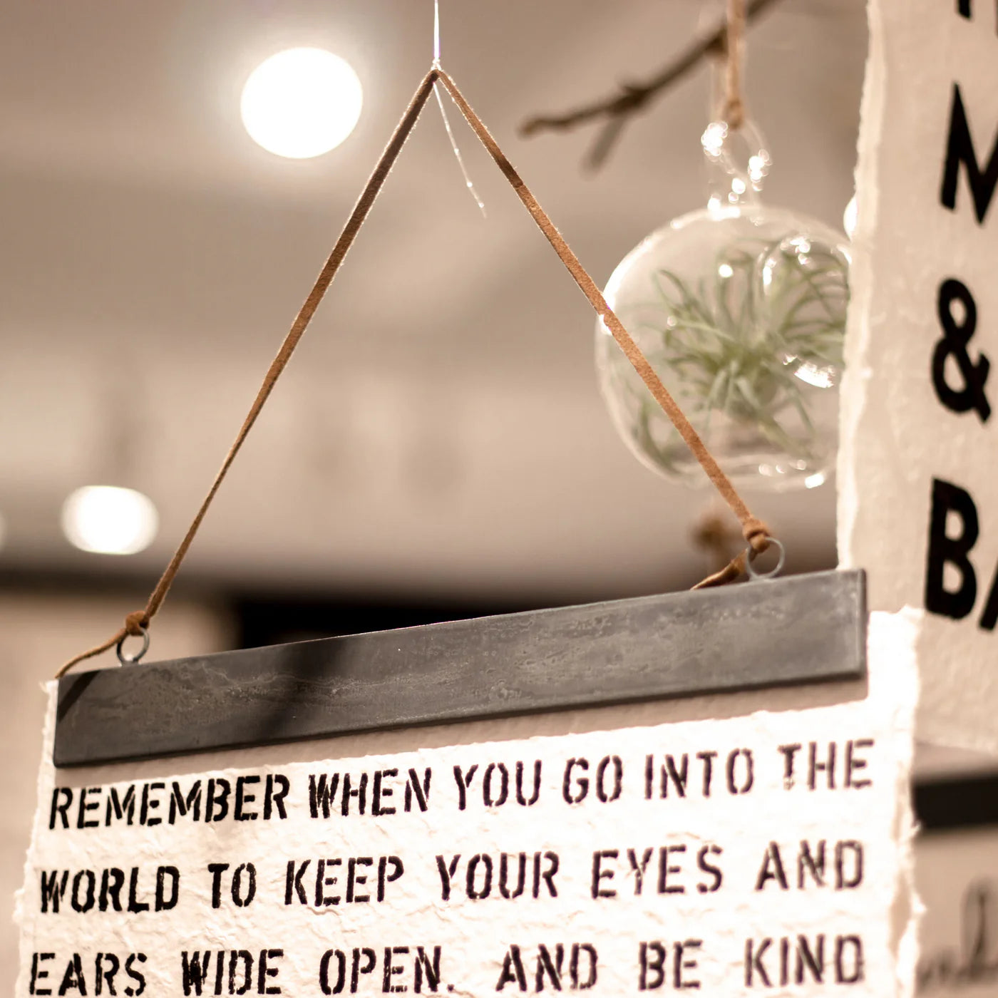 Magnetic Frame